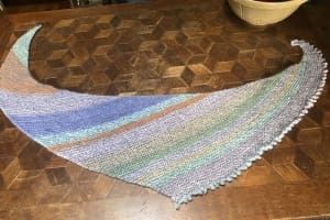 Self-stripping home spun yarn.